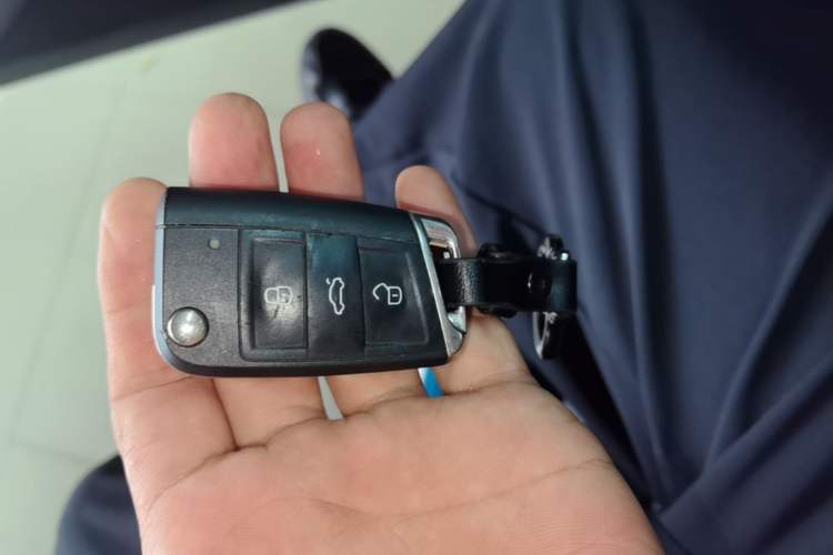 Used Volkswagen Tharu 2024 300TSI Two-Wheel-Drive Full Moon Edition Vehicle Key