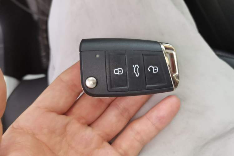 Used Volkswagen Tharu 2024 300TSI Two-Wheel-Drive Full Moon Edition Vehicle Key