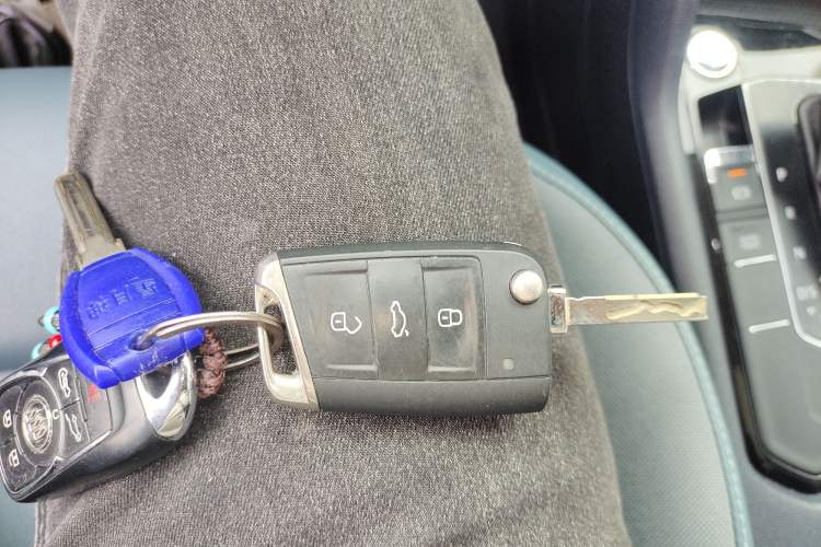 Used Volkswagen Tharu 2024 300TSI Two-Wheel-Drive Moonlight Edition Vehicle Key