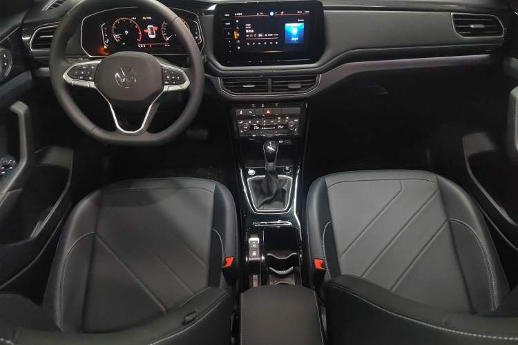 Used Volkswagen Tharu 2025 NewRui 300TSI Prestige Edition Center Console