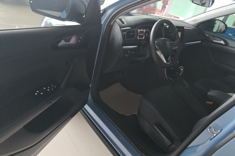 Used Volkswagen Tharu 2025 NewRui 300TSI Prestige Edition Driver Seat