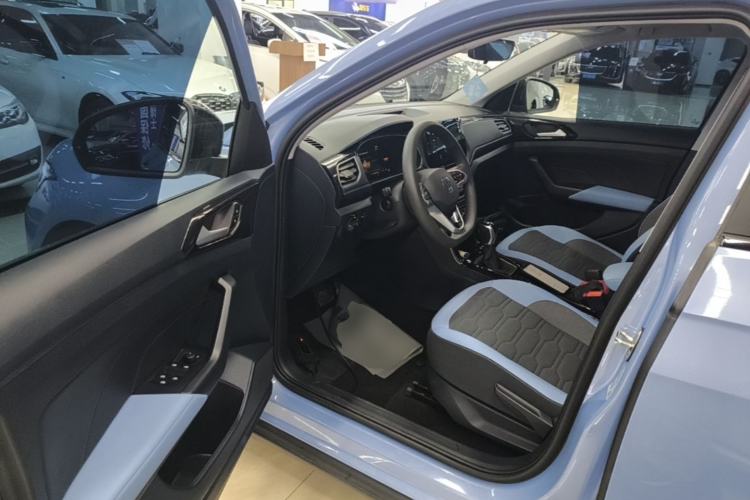Used Volkswagen Tharu 2025 New Sharp 300TSI Ambitious Edition Driver Seat