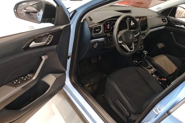Used Volkswagen Tharu 2025 NewRui 300TSI Prestige Edition Driver Seat