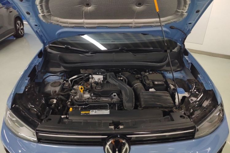 Used Volkswagen Tharu 2025 NewRui 300TSI Prestige Edition Engine Bay