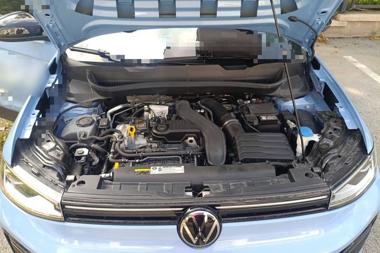 Used Volkswagen Tharu 2025 NewRui 300TSI Prestige Edition Engine Bay