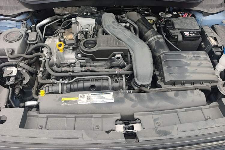 Used Volkswagen Tharu 2025 NewRui 300TSI Prestige Edition Engine Bay