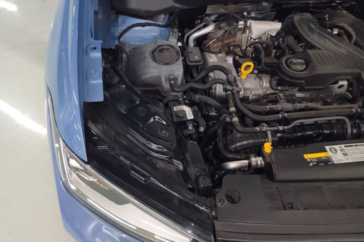 Used Volkswagen Tharu 2025 NewRui 300TSI Prestige Edition Engine Bay Right