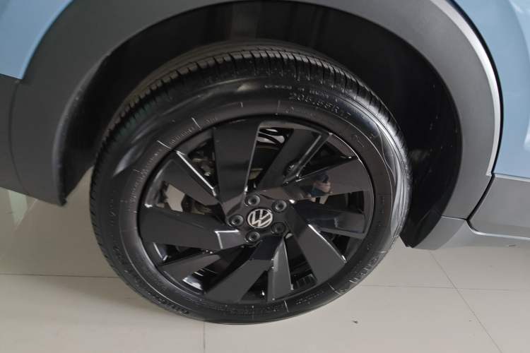 Used Volkswagen Tharu 2025 NewRui 300TSI Prestige Edition Exterior 4