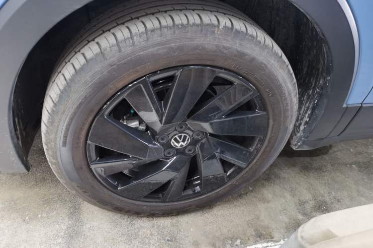 Used Volkswagen Tharu 2025 NewRui 300TSI Prestige Edition Exterior 4