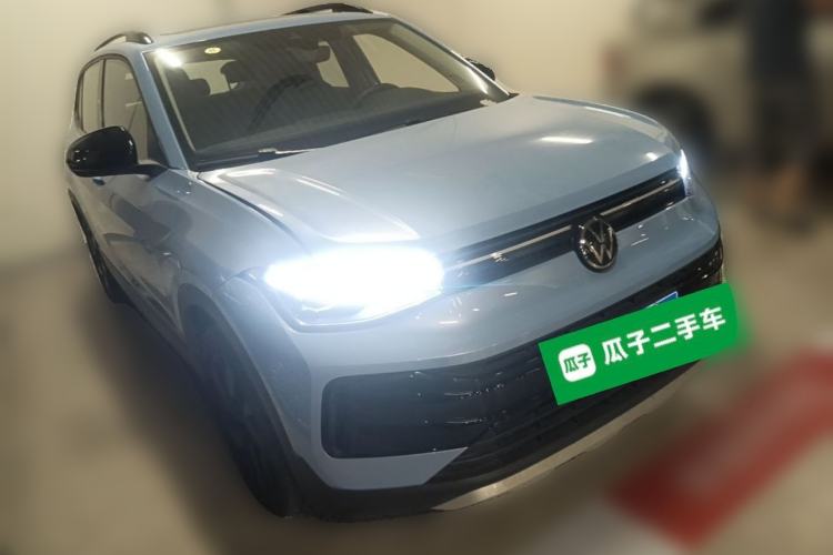 Used Volkswagen Tharu 2025 NewRui 300TSI Prestige Edition Front Right 45 Deg