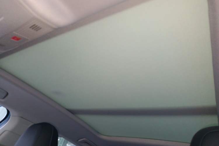 Used Volkswagen Tharu 2025 NewRui 300TSI Prestige Edition Headliner