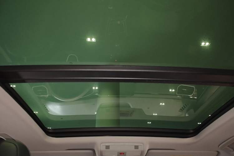 Used Volkswagen Tharu 2025 NewRui 300TSI Prestige Edition Headliner