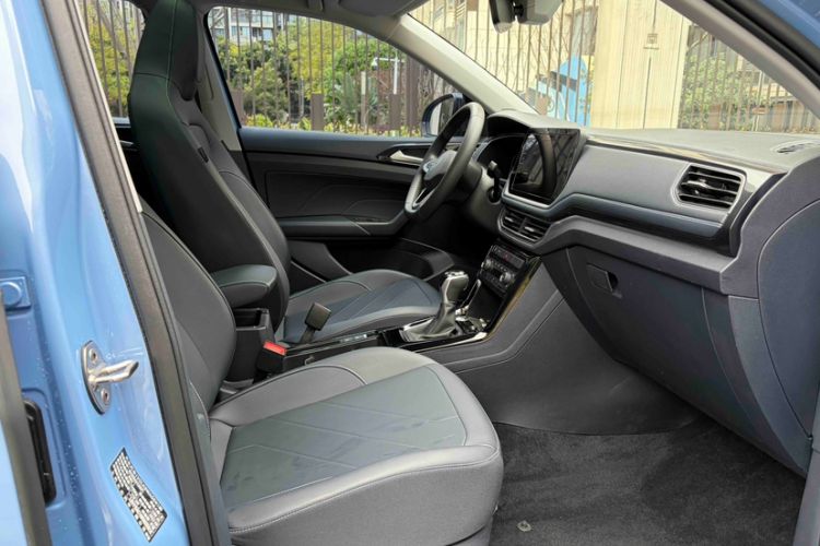 Used Volkswagen Tharu 2025 NewRui 300TSI Prestige Edition Interior 2