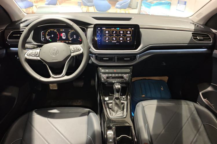 Used Volkswagen Tharu 2025 NewRui 300TSI Prestige Edition Interior 2