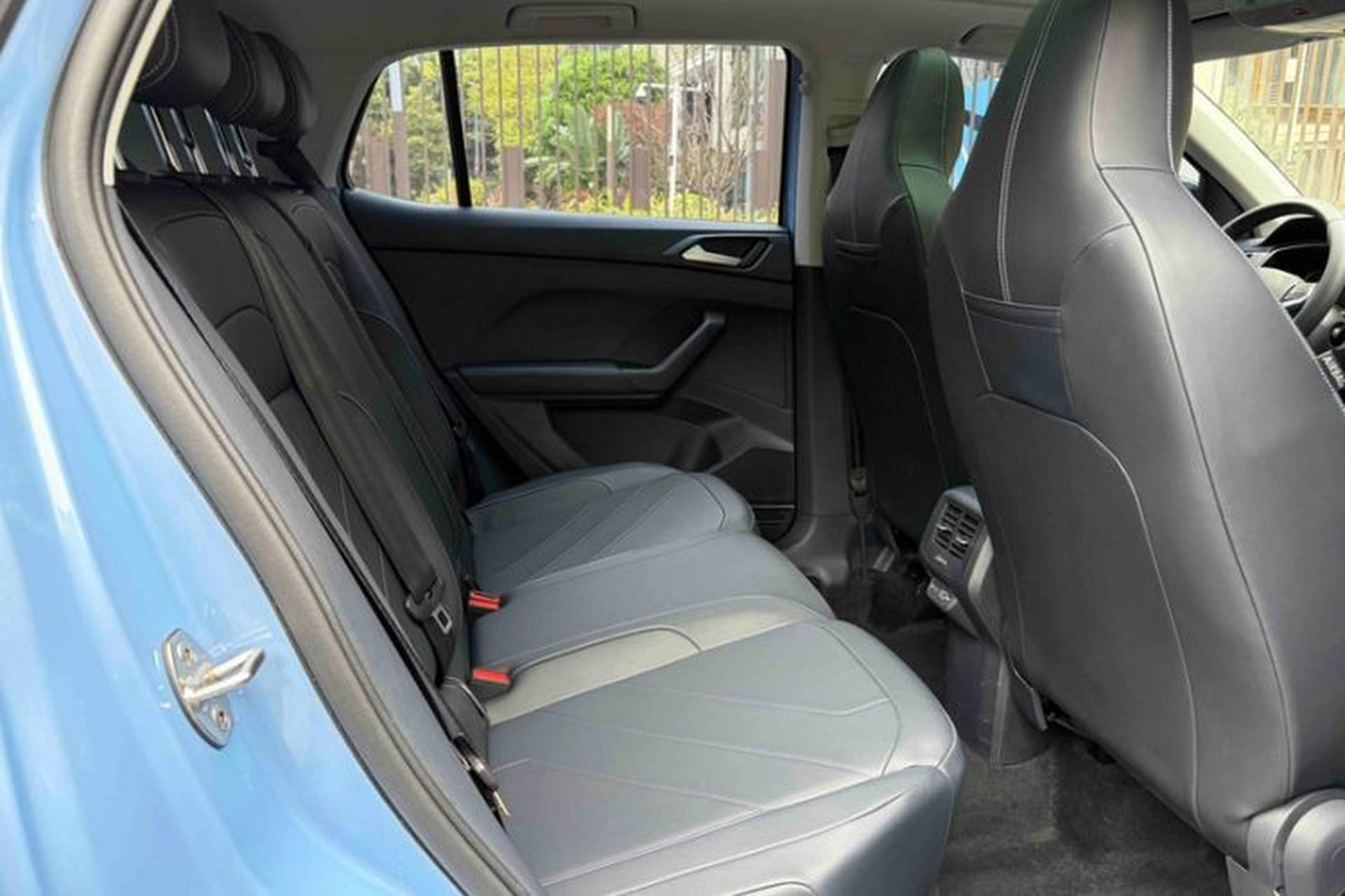 Used Volkswagen Tharu 2025 NewRui 300TSI Prestige Edition Interior 5