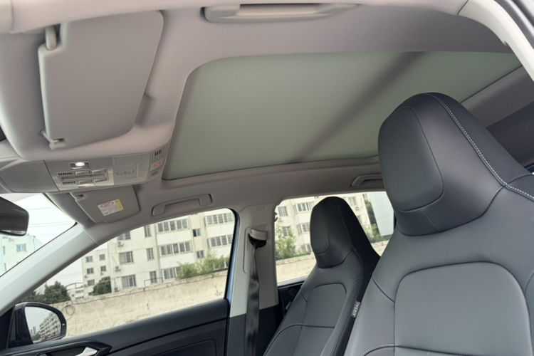 Used Volkswagen Tharu 2025 NewRui 300TSI Prestige Edition Interior 6