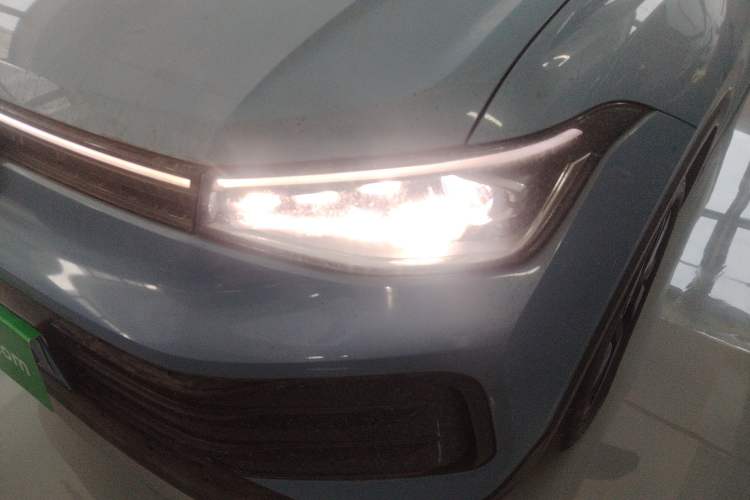 Used Volkswagen Tharu 2025 NewRui 300TSI Prestige Edition Left Front Headlight
