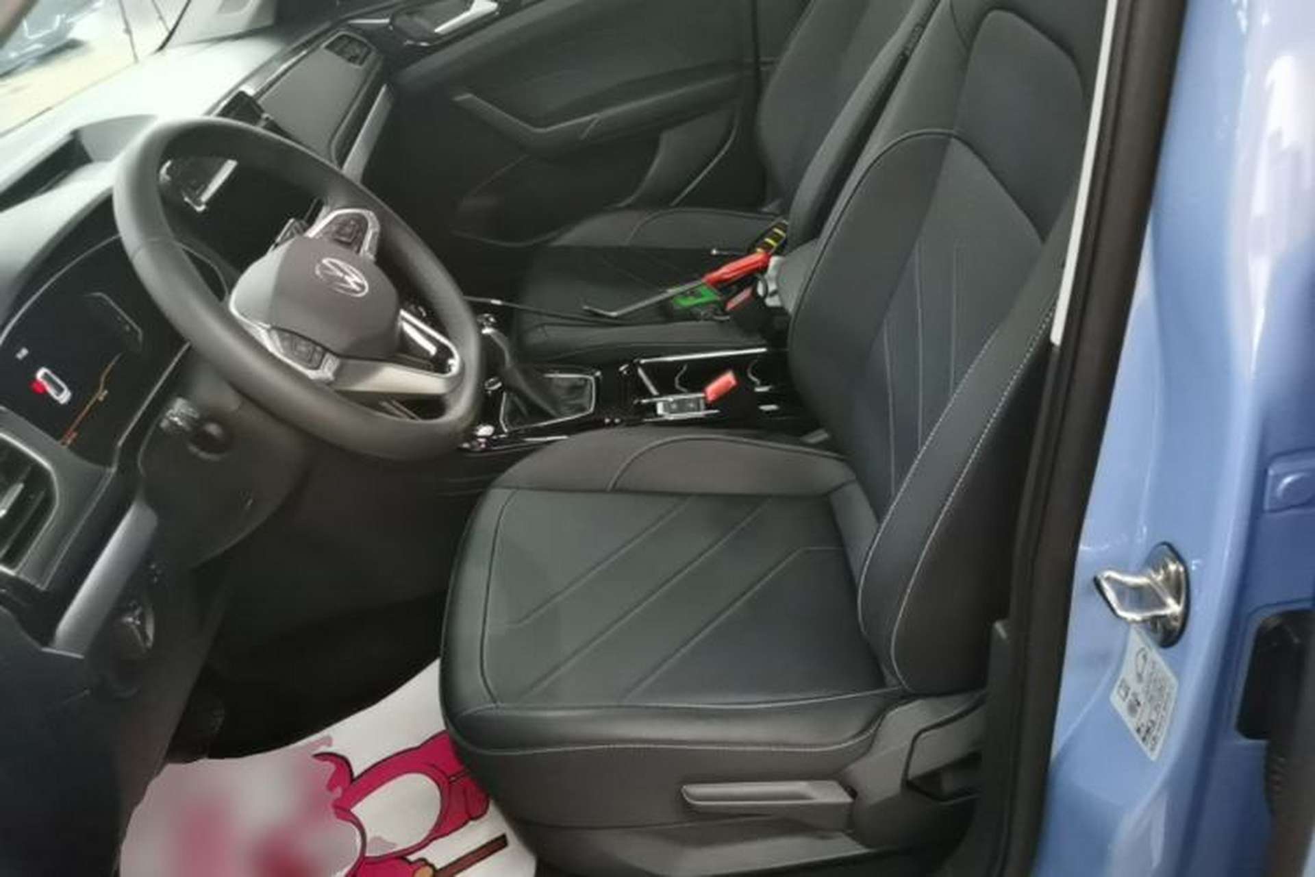 Used Volkswagen Tharu 2025 NewRui 300TSI Prestige Edition Left Front Seat