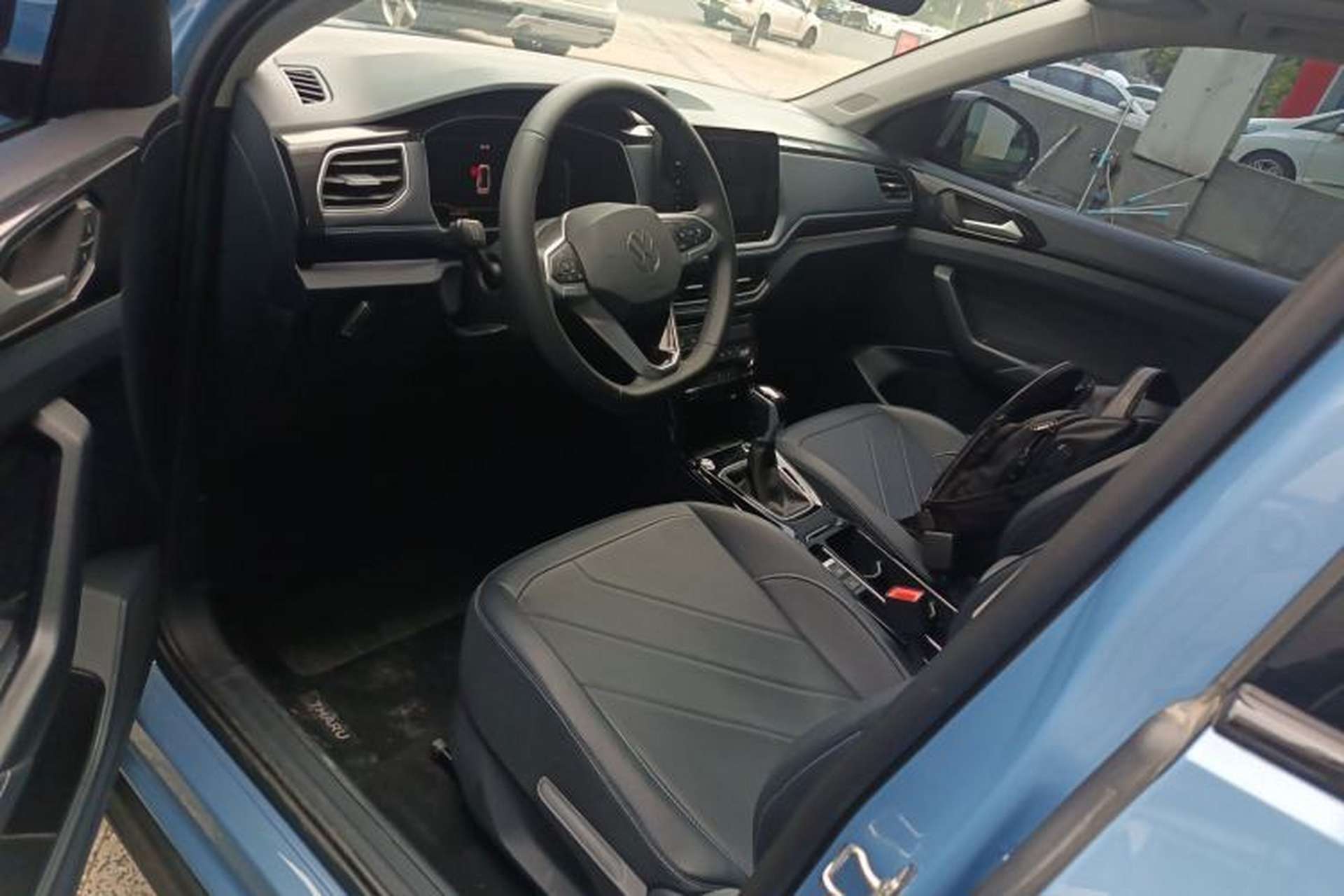 Used Volkswagen Tharu 2025 NewRui 300TSI Prestige Edition Left Front Seat