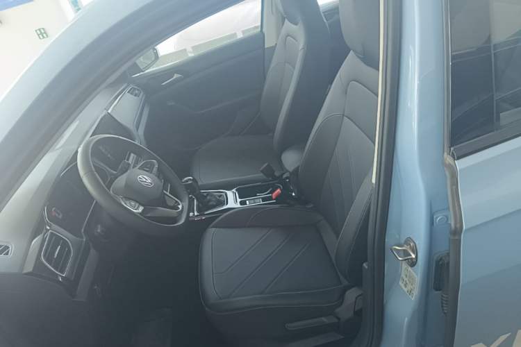 Used Volkswagen Tharu 2025 NewRui 300TSI Prestige Edition Left Front Seat