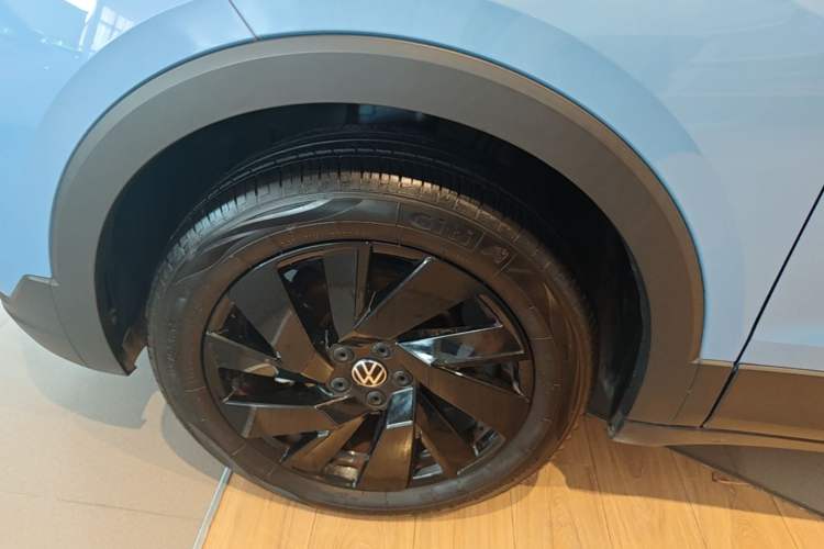 Used Volkswagen Tharu 2025 NewRui 300TSI Prestige Edition Left Front Wheel Hub