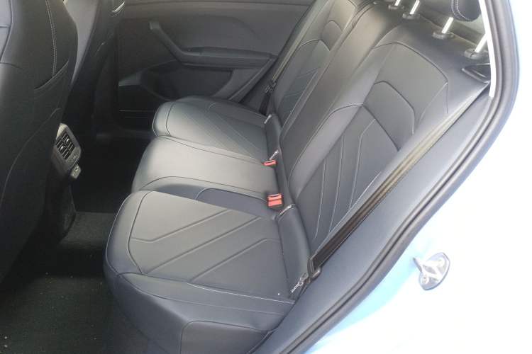 Used Volkswagen Tharu 2025 NewRui 300TSI Prestige Edition Left Rear Seat