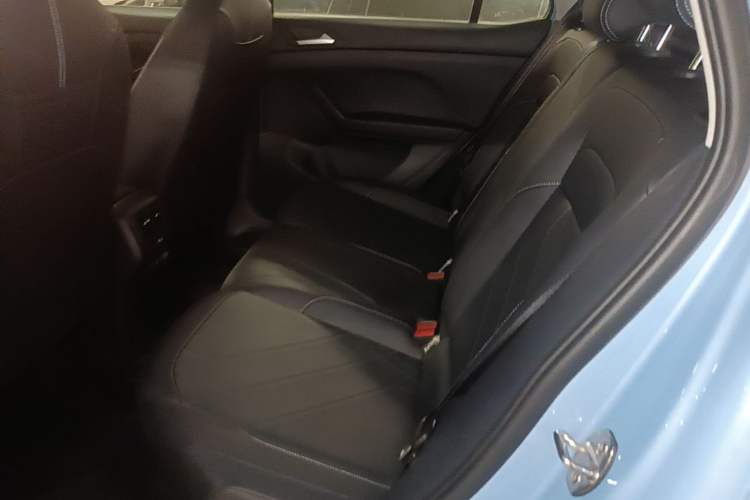 Used Volkswagen Tharu 2025 NewRui 300TSI Prestige Edition Left Rear Seat