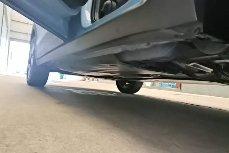 Used Volkswagen Tharu 2025 NewRui 300TSI Prestige Edition Left Side Sill