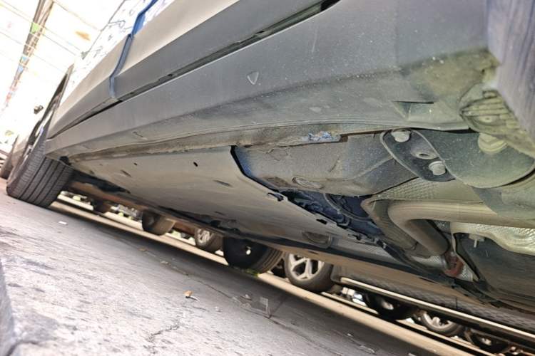 Used Volkswagen Tharu 2025 NewRui 300TSI Prestige Edition Left Side Sill