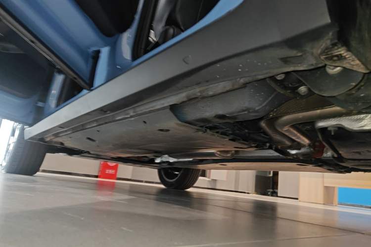 Used Volkswagen Tharu 2025 NewRui 300TSI Prestige Edition Left Side Sill