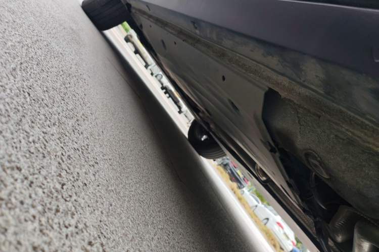 Used Volkswagen Tharu 2025 NewRui 300TSI Prestige Edition Left Side Sill
