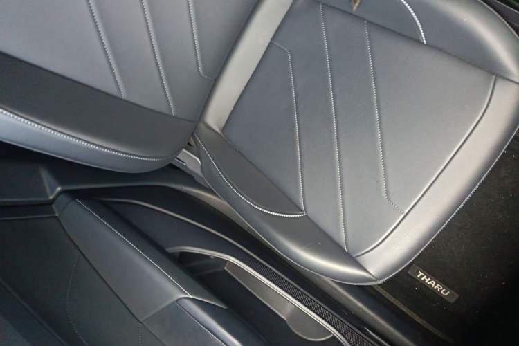 Used Volkswagen Tharu 2025 NewRui 300TSI Prestige Edition Right Front Seat