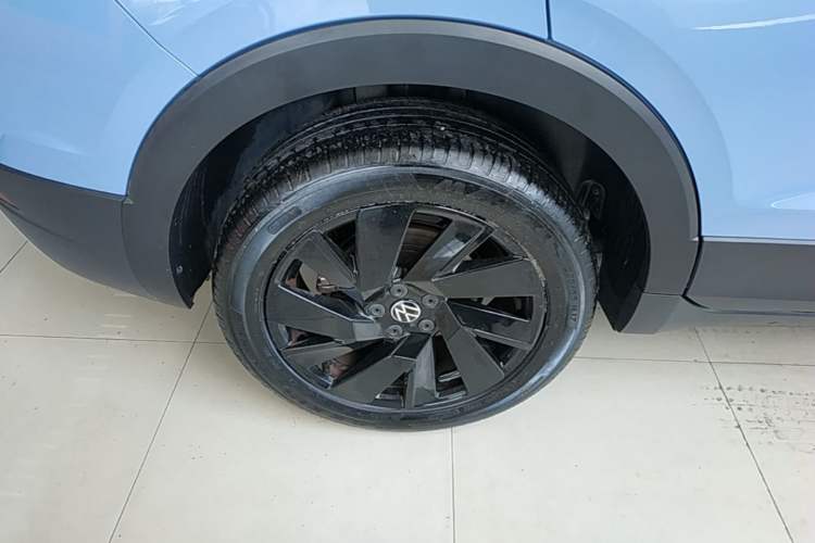 Used Volkswagen Tharu 2025 NewRui 300TSI Prestige Edition Right Rear Wheel Hub