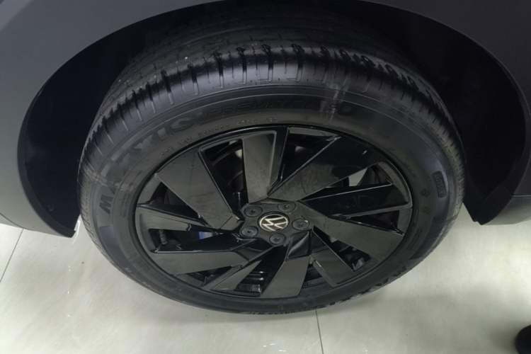 Used Volkswagen Tharu 2025 New Sharp 300TSI Ambitious Edition Right Rear Wheel Hub