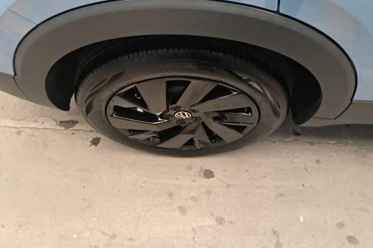 Used Volkswagen Tharu 2025 NewRui 300TSI Prestige Edition Right Rear Wheel Hub