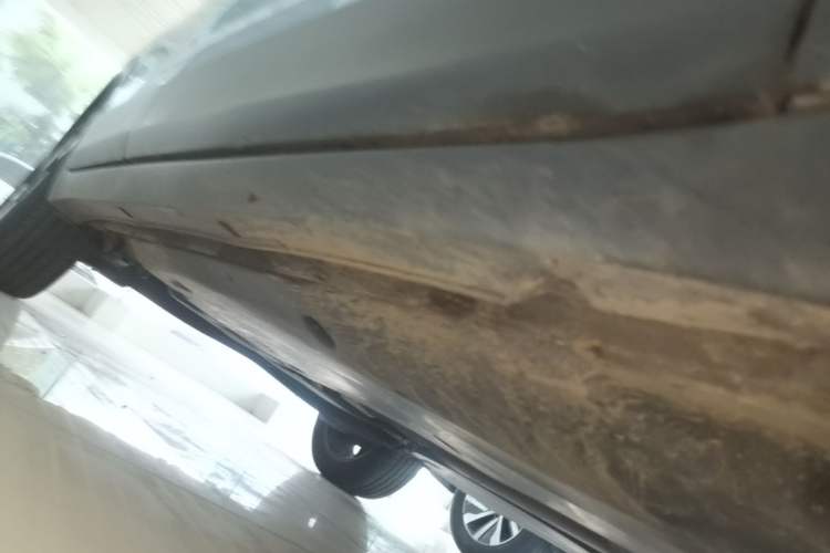 Used Volkswagen Tharu 2025 NewRui 300TSI Prestige Edition Right Side Sill