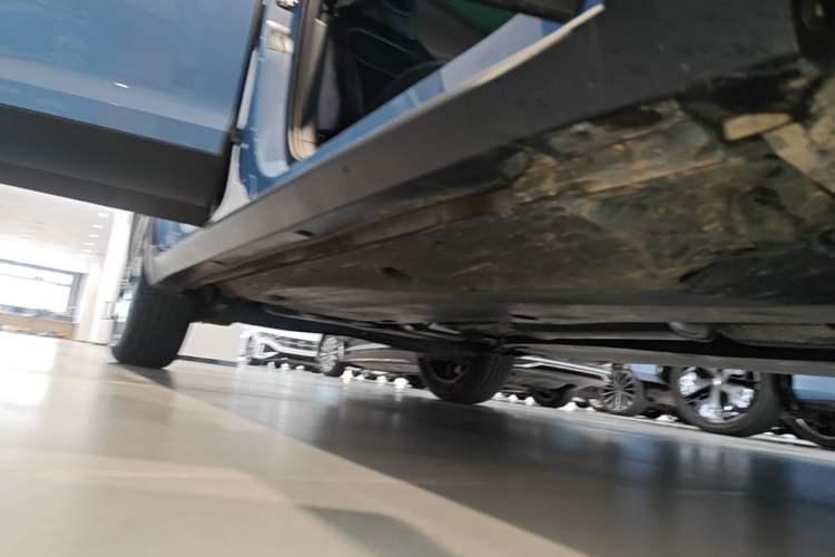 Used Volkswagen Tharu 2025 NewRui 300TSI Prestige Edition Right Side Sill