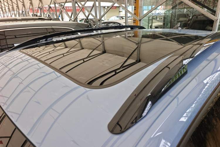 Used Volkswagen Tharu 2025 NewRui 300TSI Prestige Edition Roof