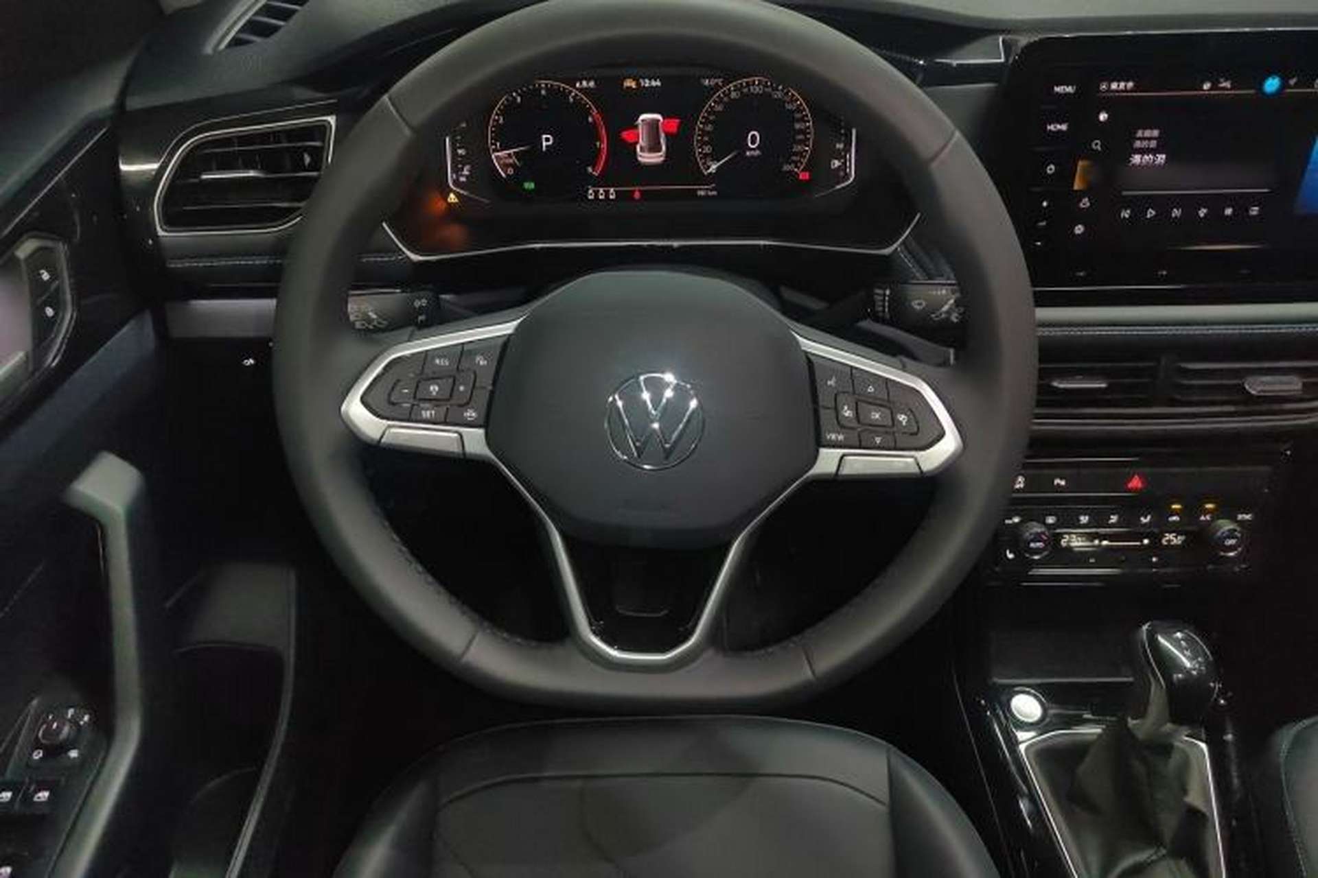 Used Volkswagen Tharu 2025 NewRui 300TSI Prestige Edition Steering Wheel