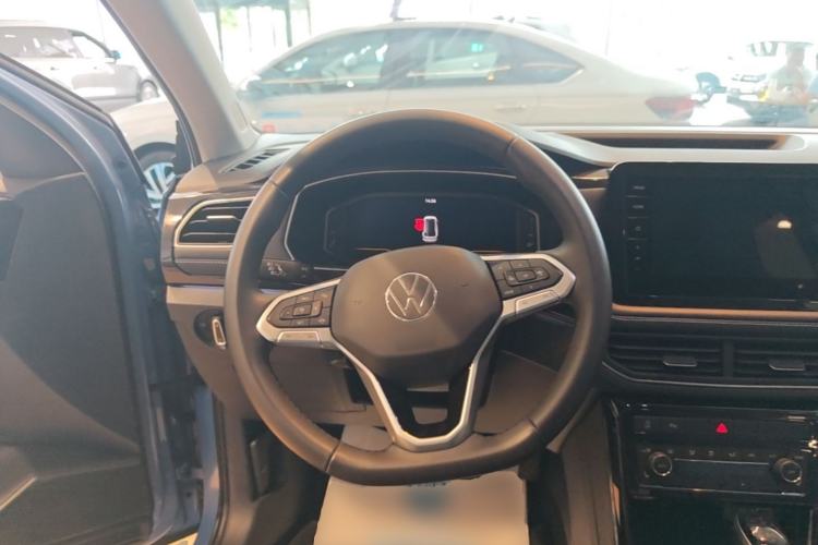 Used Volkswagen Tharu 2025 NewRui 300TSI Prestige Edition Steering Wheel