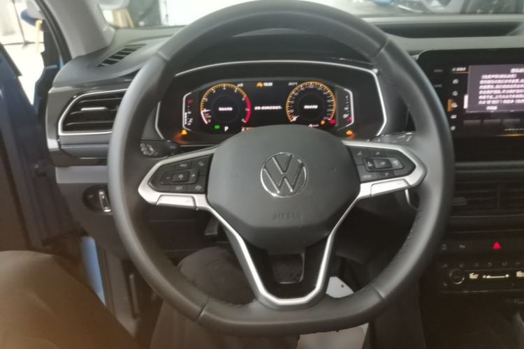 Used Volkswagen Tharu 2025 NewRui 300TSI Prestige Edition Steering Wheel