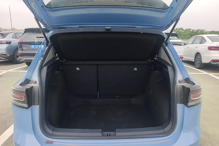 Used Volkswagen Tharu 2025 NewRui 300TSI Prestige Edition Trunk