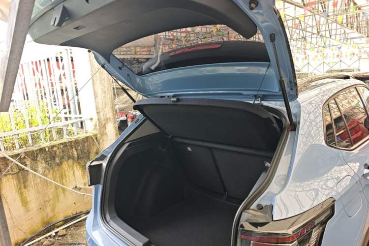 Used Volkswagen Tharu 2025 NewRui 300TSI Prestige Edition Trunk