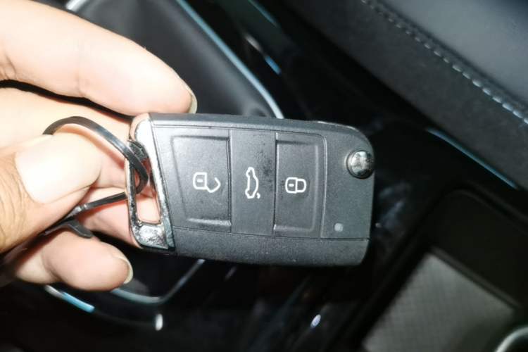 Used Volkswagen Tharu 2025 NewRui 300TSI Prestige Edition Vehicle Key
