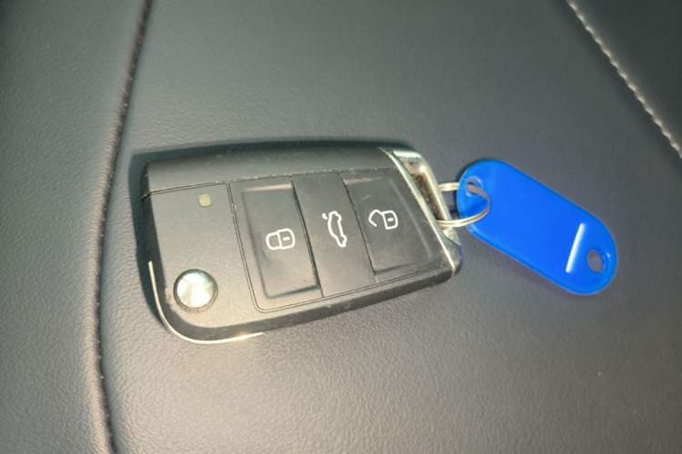 Used Volkswagen Tharu 2025 NewRui 300TSI Prestige Edition Vehicle Key
