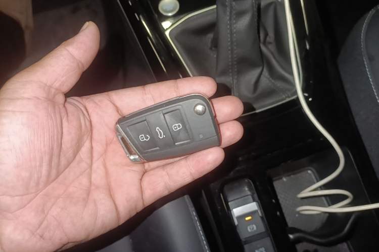 Used Volkswagen Tharu 2025 NewRui 300TSI Prestige Edition Vehicle Key