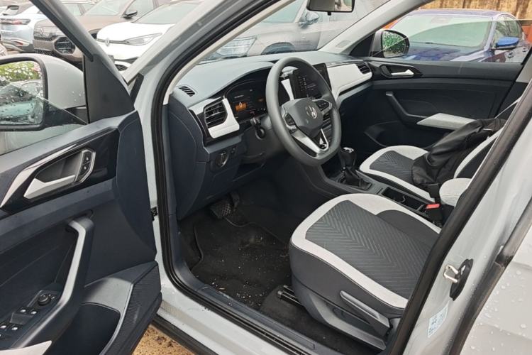 Used Volkswagen Tharu 2025 New Sharp 1.5L Sharp Edition Driver Seat
