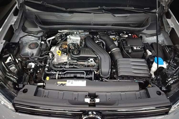Used Volkswagen Tharu 2025 New Sharp 300TSI Ambitious Edition Engine Bay