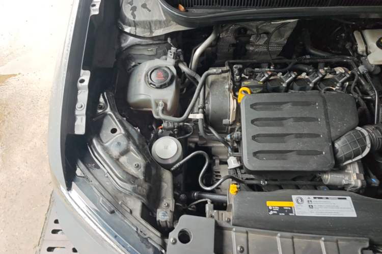 Used Volkswagen Tharu 2025 New Sharp 1.5L Sharp Edition Engine Bay Right