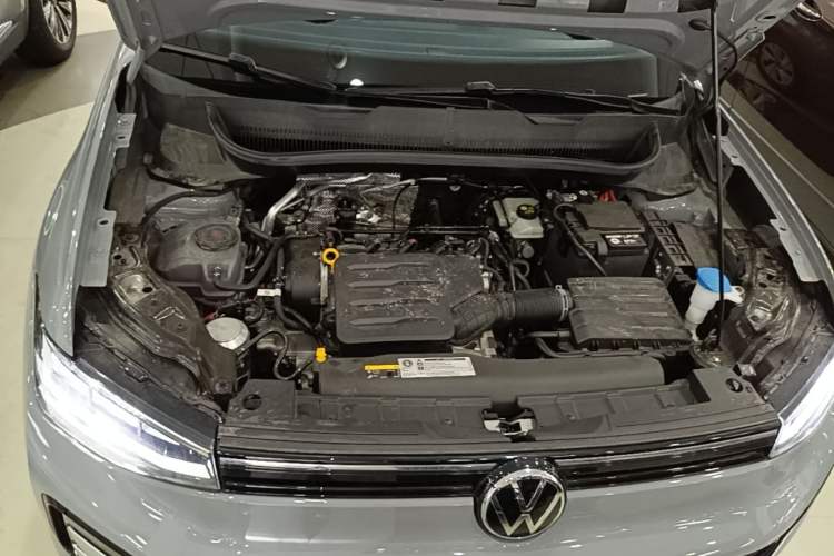 Used Volkswagen Tharu 2025 New Sharp 1.5L Sharp Edition Engine Bay
